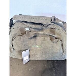 Travis Mathew Duffle 2.0 Bag NAME : DUFFEL 2.0 STYLE: 1MAB006COLOR: BLACK